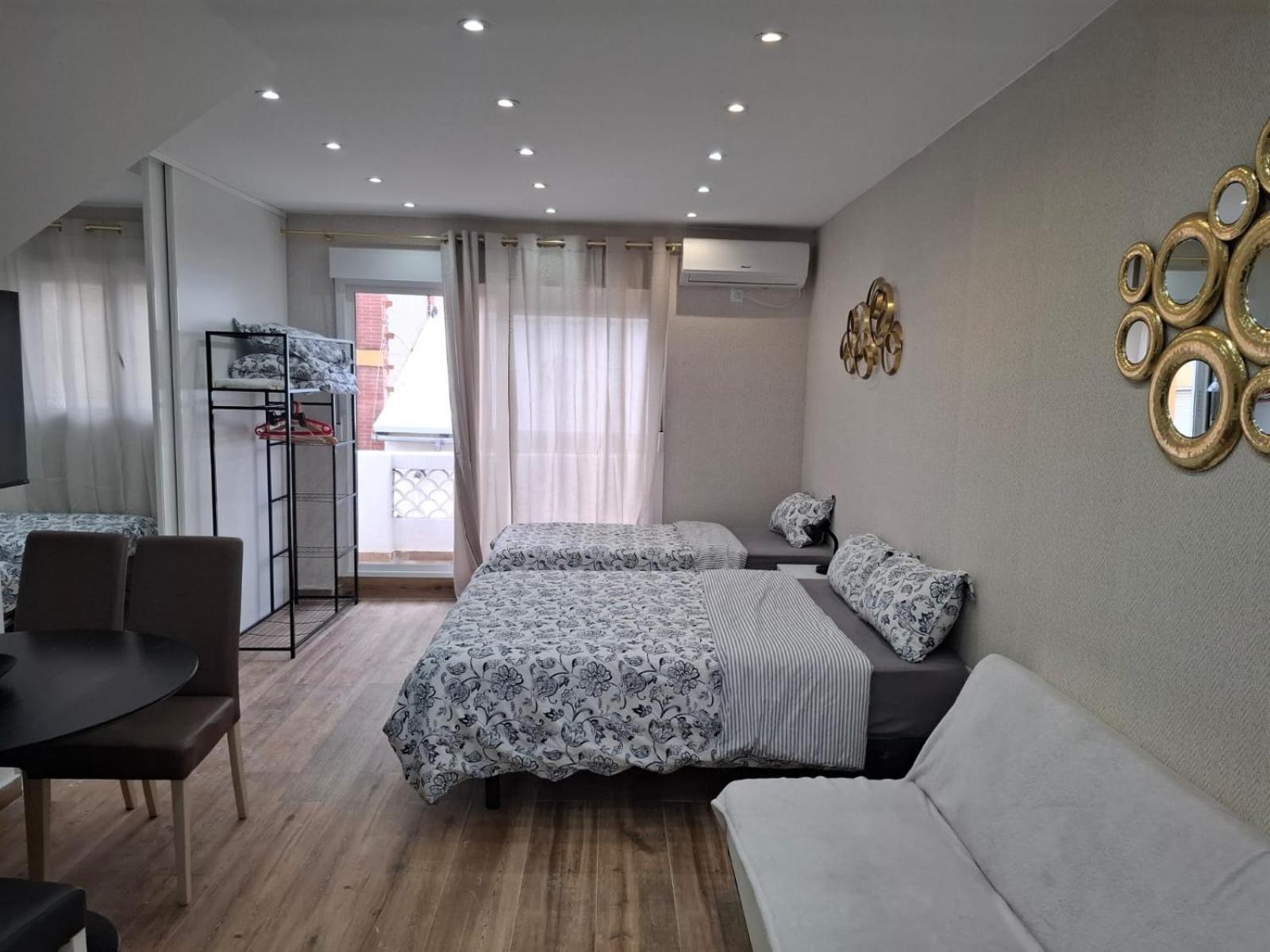 Centrum F アリカンテ 部屋 写真